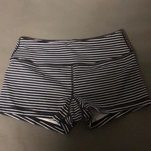 Savage barbell jailhouse short size M